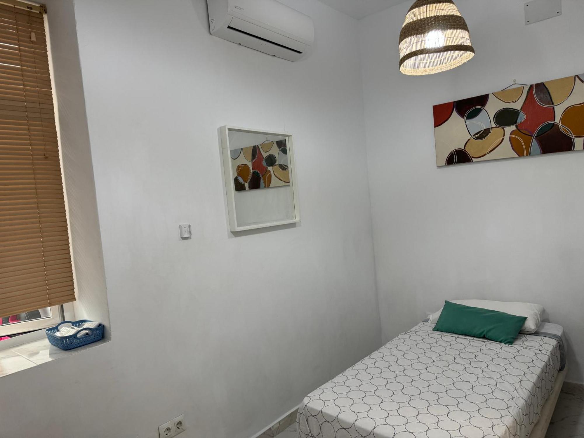 Genius Apartments Alicante Luaran gambar